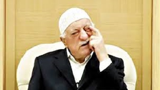 Fetö'cü dostlarını koruyan AK Partililer!